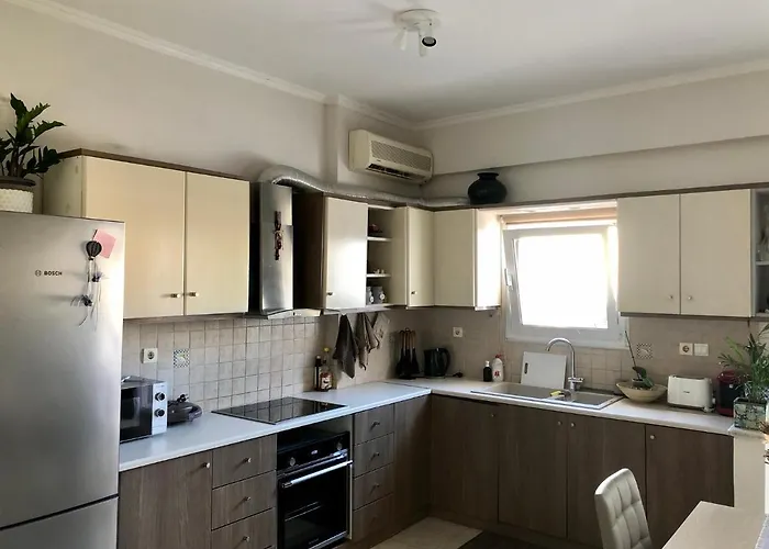 Tzitzifianaki Cozy * Hriszí Aktí Haniá