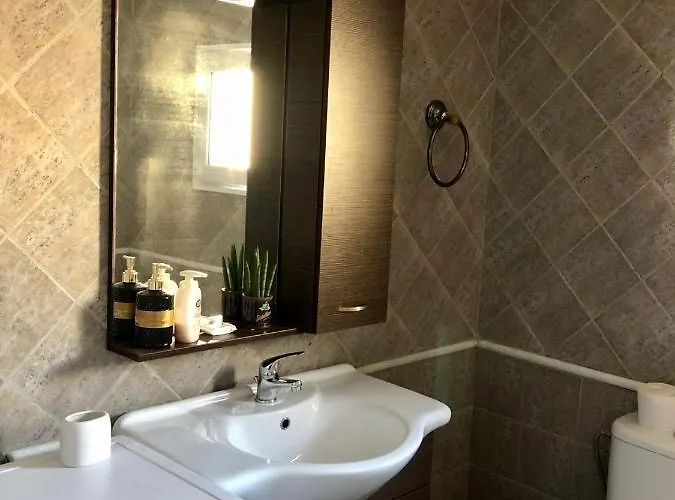 Tzitzifianaki Cozy Apartament *